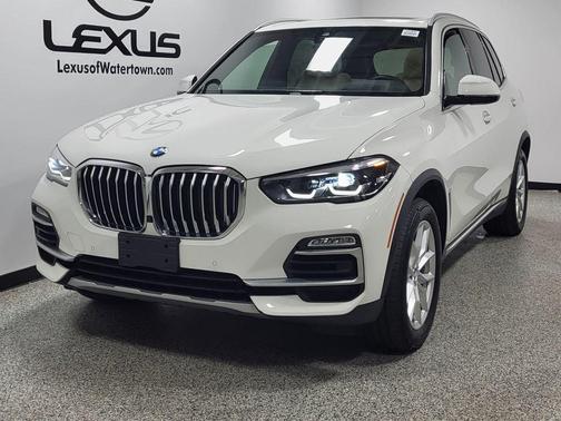 Alpine White 2021 BMW X5 xDrive40i