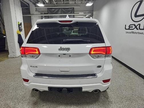 2020 Jeep Grand Cherokee Overland
