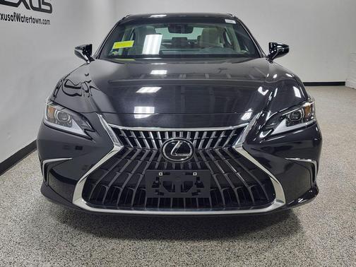Caviar 2023 Lexus ES 350 Base