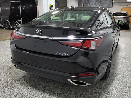 Caviar 2023 Lexus ES 350 Base