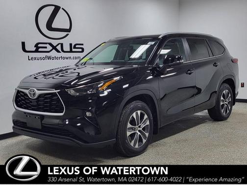 2025 Toyota Highlander XLE