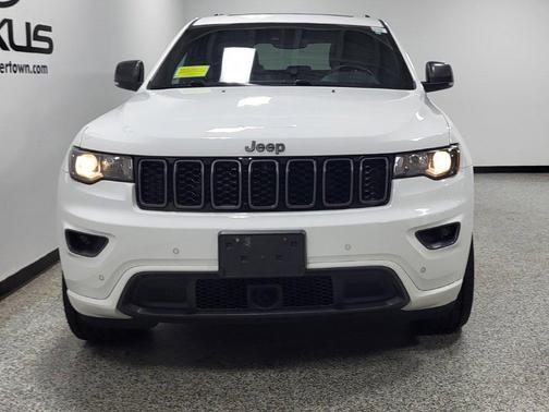 Bright White Clearcoat 2021 Jeep Grand Cherokee Limited