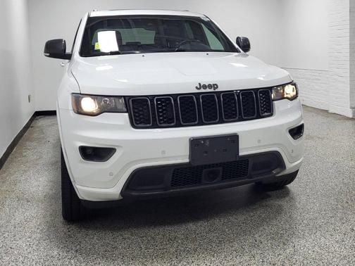 Bright White Clearcoat 2021 Jeep Grand Cherokee Limited