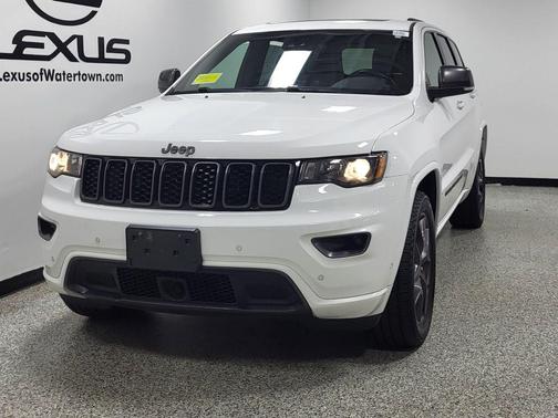 Bright White Clearcoat 2021 Jeep Grand Cherokee Limited