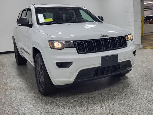 Bright White Clearcoat 2021 Jeep Grand Cherokee Limited