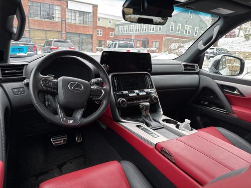 2024 Lexus LX 600 F SPORT