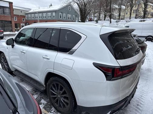 2024 Lexus LX 600 F SPORT