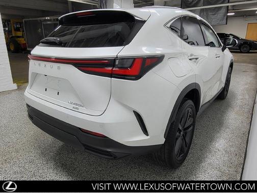Eminent White Pearl 2022 Lexus NX 450h+ Luxury