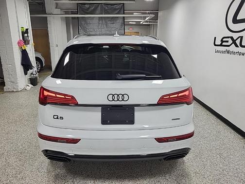 2023 Audi Q5 55 S line Premium Plus