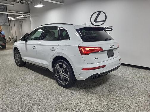 2023 Audi Q5 55 S line Premium Plus