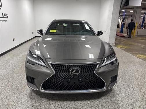 2022 Lexus LS 500 Base
