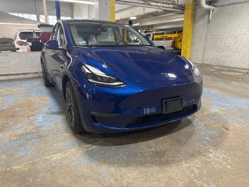 Deep Blue Metallic 2024 Tesla Model Y Long Range Dual Motor All-Wheel Drive