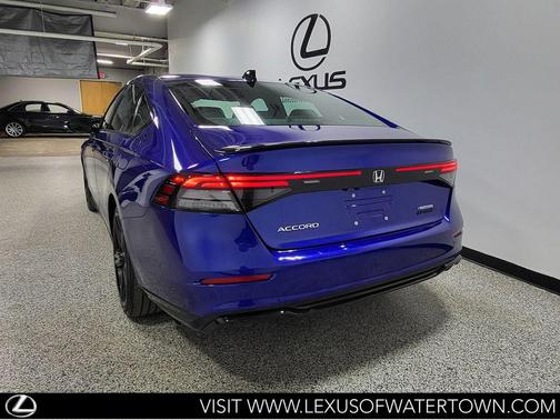Crystal Black Pearl 2023 Honda Accord Hybrid Sport-L