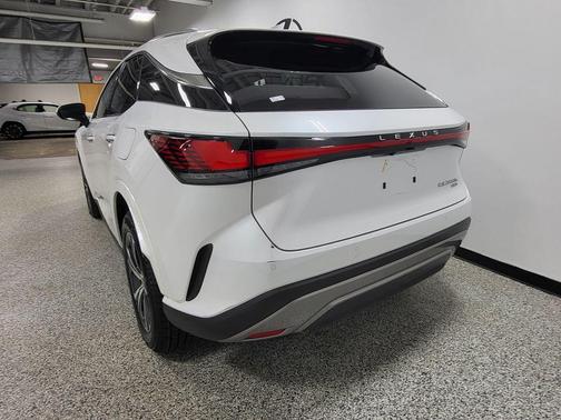 Eminent White Pearl 2024 Lexus RX 350 Premium