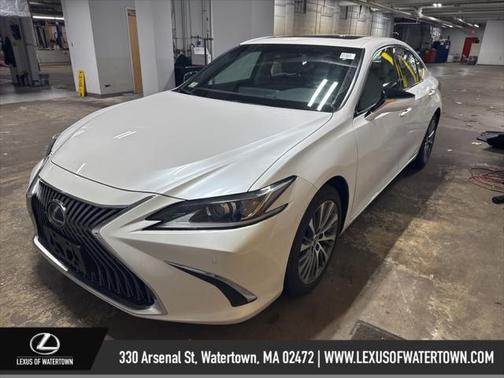 2021 Lexus ES 300h Base