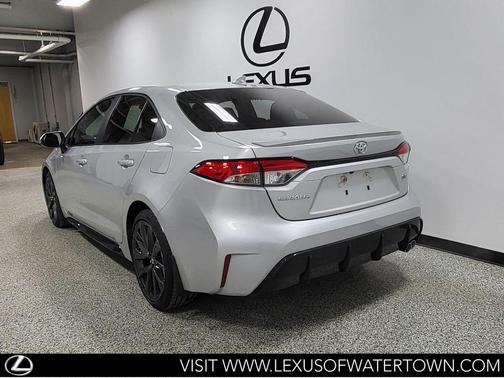 Classic Silver Metallic 2023 Toyota Corolla SE