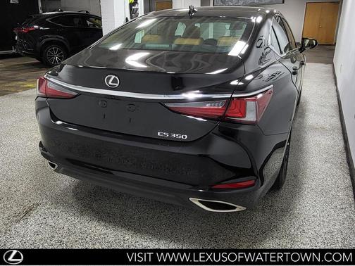 2024 Lexus ES 350 Base