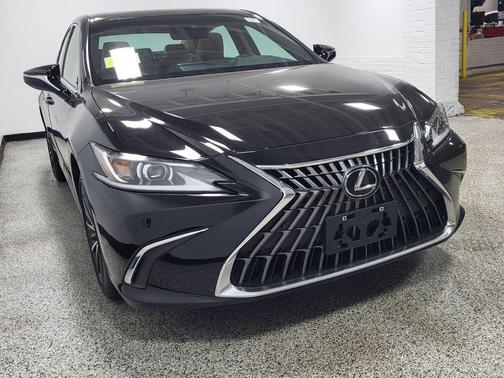 2024 Lexus ES 350 Base