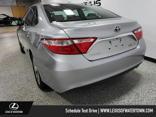 2016 Toyota Camry Hybrid XLE