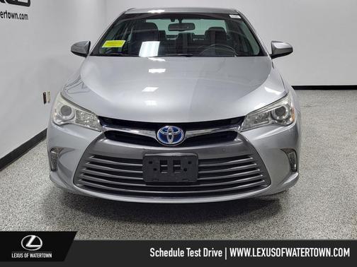 2016 Toyota Camry Hybrid XLE