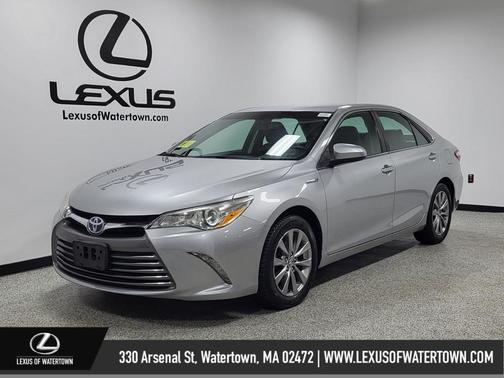 2016 Toyota Camry Hybrid XLE