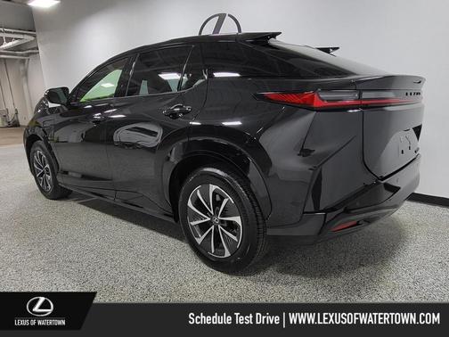 2025 Lexus RZ 300e 300e Premium