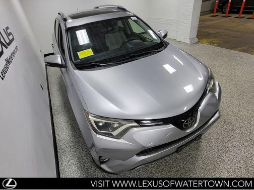 Silver Sky Metallic 2018 Toyota RAV4 XLE