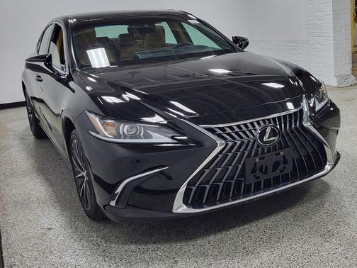 Obsidian 2024 Lexus ES 350 Base