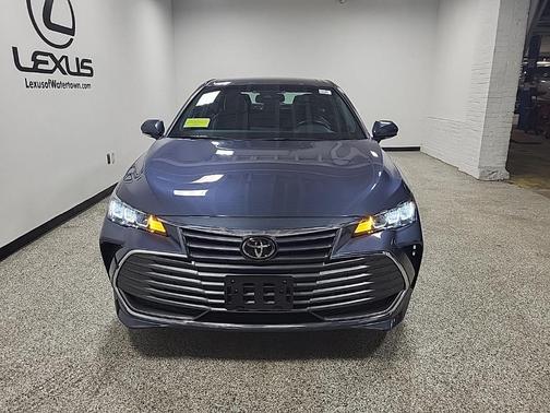 2019 Toyota Avalon XLE
