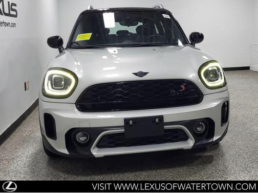White Silver Metallic 2022 MINI Countryman Cooper S ALL4