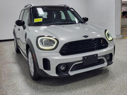 White Silver Metallic 2022 MINI Countryman Cooper S ALL4
