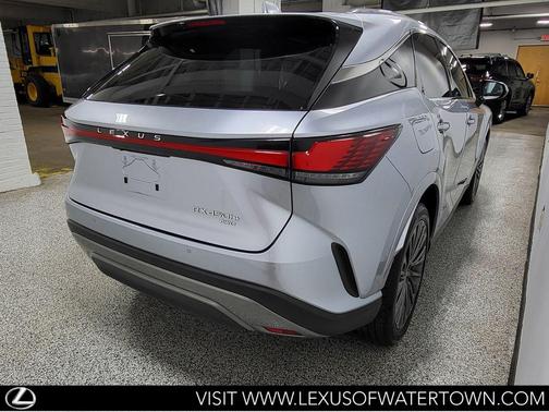 Iridium 2025 Lexus RX 450h+ Base