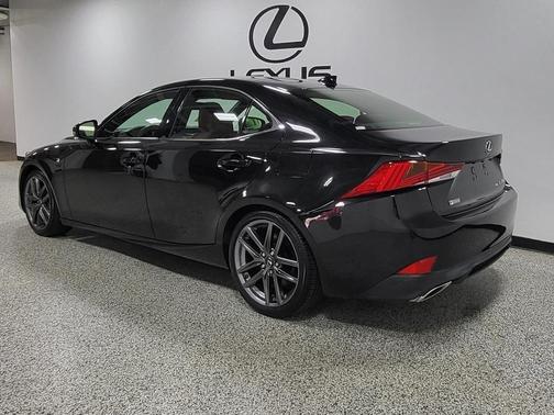 2018 Lexus IS 300 Base