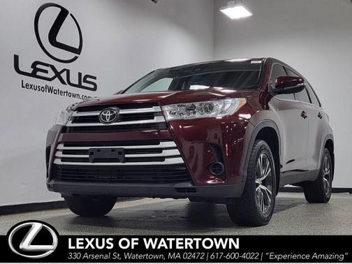 Ooh La La Rouge Mica 2019 Toyota Highlander LE