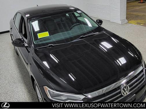 Black Uni 2019 Volkswagen Jetta 1.4T S