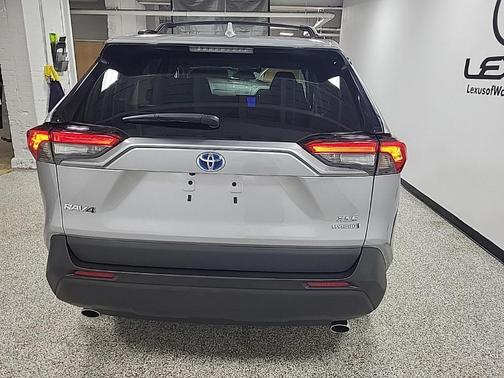 2023 Toyota RAV4 Hybrid XLE