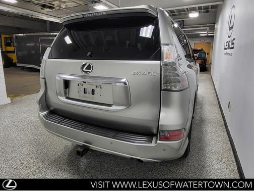 Atomic Silver 2022 Lexus GX 460 Premium