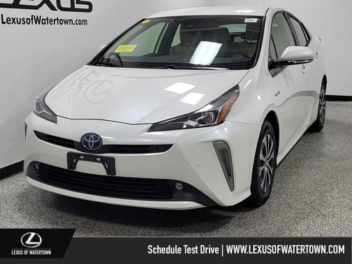2019 Toyota Prius XLE
