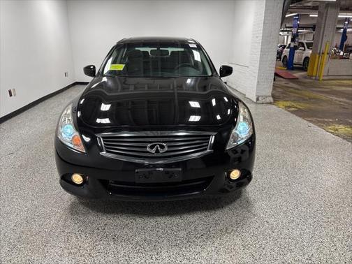 2013 INFINITI G37x Base