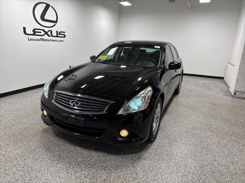 2013 INFINITI G37x Base