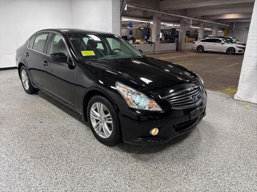 2013 INFINITI G37x Base