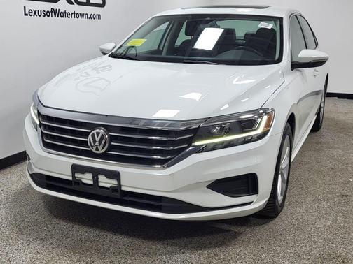2020 Volkswagen Passat 2.0T SE