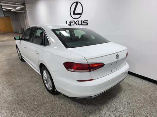 2020 Volkswagen Passat 2.0T SE