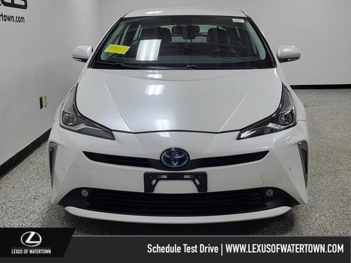 2021 Toyota Prius XLE