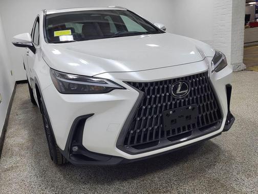 2023 Lexus NX 350h AWD