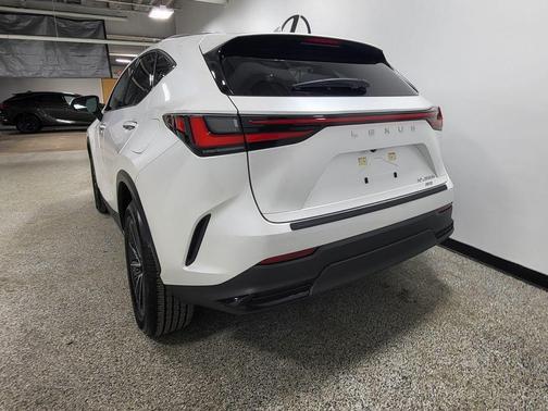 2023 Lexus NX 350h AWD
