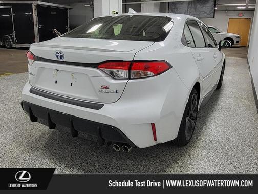 2023 Toyota Corolla Hybrid SE