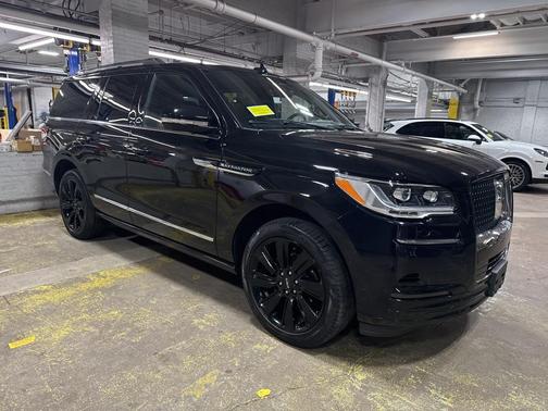 2023 Lincoln Navigator Reserve