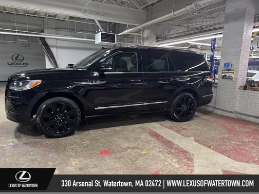 2023 Lincoln Navigator Reserve