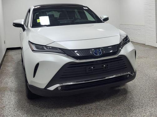 Wind Chill Pearl 2023 Toyota Venza Limited